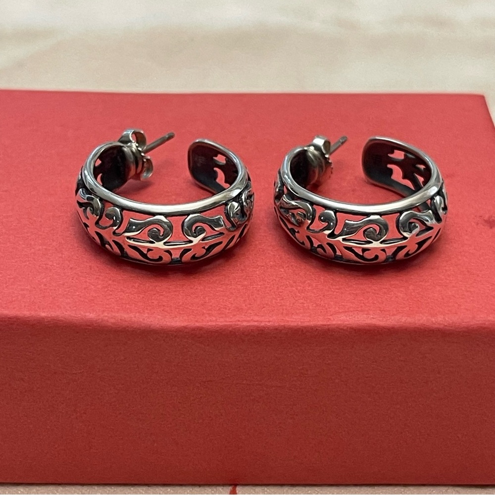Retired James Avery Open Adoree Hoop Heart Scroll Earrings